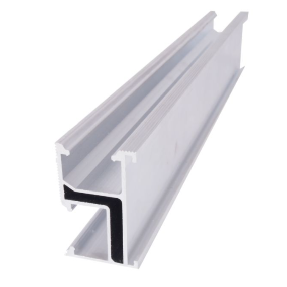 Geriffelte Montageschiene 31x50, 2400 mm